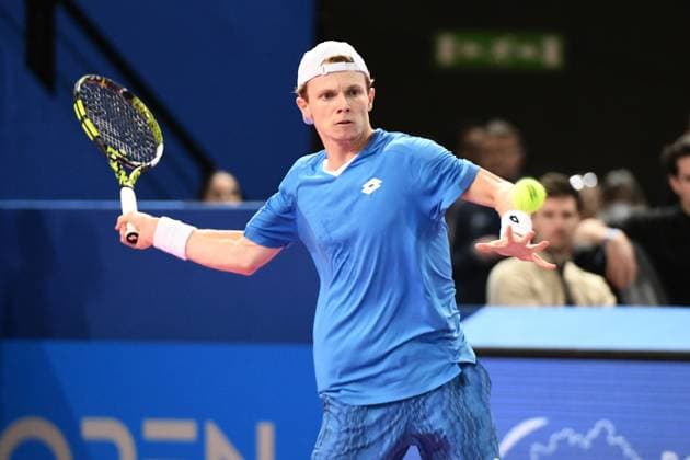 TENNIS : Open Sud de France ATP, Tennis Herren 250 - 01 02 2025 MONTPELLIER, FRANCE - 01 FEVRIER : Jesper DE JONG (NED) lors de la demi-finale du tournoi Open Sud de France ATP 250 contre 2 Felix AUGER-ALIASSIME (CAN) a Montpellier le 1er fÃ vrier 2025. France  Copyright: xValentinaxClaretx