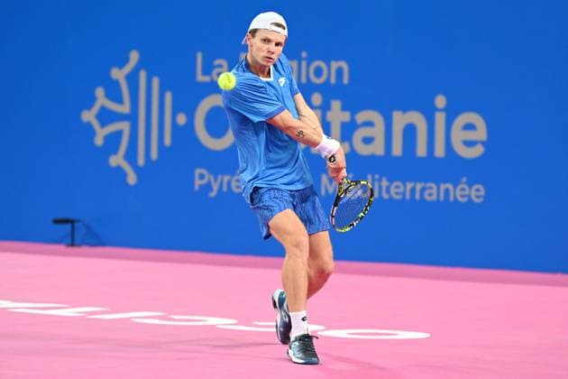TENNIS : Open Sud de France ATP, Tennis Herren 250 - 01 02 2025 MONTPELLIER, FRANCE - 01 FEVRIER : Jesper DE JONG (NED) lors de la demi-finale du tournoi Open Sud de France ATP 250 contre 2 Felix AUGER-ALIASSIME (CAN) a Montpellier le 1er fÃ vrier 2025. France  Copyright: xValentinaxClaretx