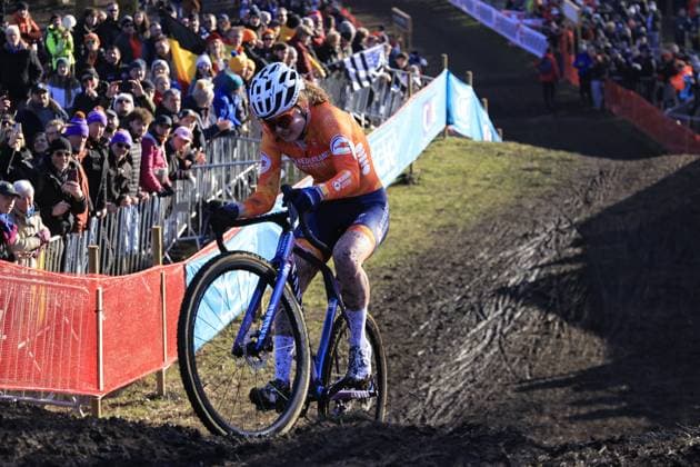 2025 cyclo-cross world championships - Lievin, France - Women s Elite race - Pieterse Puck during the competition during 2025 UCI Cyclo-Cross World Championships, Cyclocross race in Lievin, France, February 01 2025  Copyright: xStefanoxCavasino IPAxSportx xipa-agency.netx xx IPA_53529366 IPA_Agency_IPA53529366