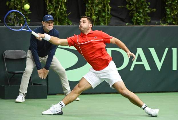 February 1, 2025, Montreal, Pq, Canada: Alexis Galarneau, of Canada, lunges for the ball during his Davis Cup qualifying tennis match against Fabian Marozsan, of Hungary, in Montreal on Saturday, February 1, 2025. Alexis Galarneau, Fabian Marozsan, - ZUMAc35_ 20250201_zaf_c35_018 Copyright: xGrahamxHughesx