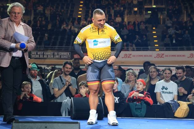 DEU, Sixdays-Weekend, 02.02.2025, Velodrom, Berlin, DEU, Sixdays-Weekend, im Bild Siegerehrung, Sprinter, Robert Foerstemann Foto: Juergen Engler nordphoto GmbH
