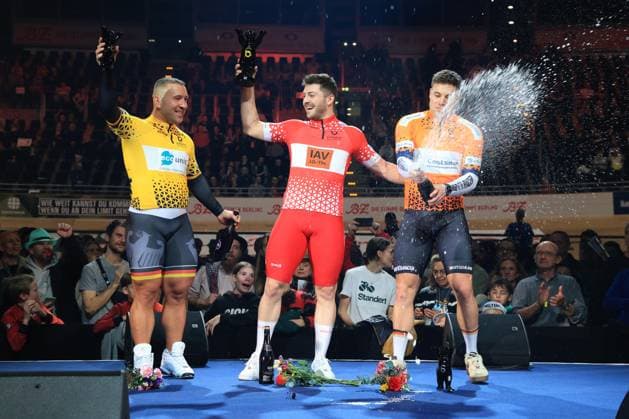 DEU, Sixdays-Weekend, 02.02.2025, Velodrom, Berlin, DEU, Sixdays-Weekend, im Bild Siegerehrung, Sprinter, 1. Mateusz Rudyk 2. Maximilian Doernbach 3. Robert Foerstemann Foto: Juergen Engler nordphoto GmbH