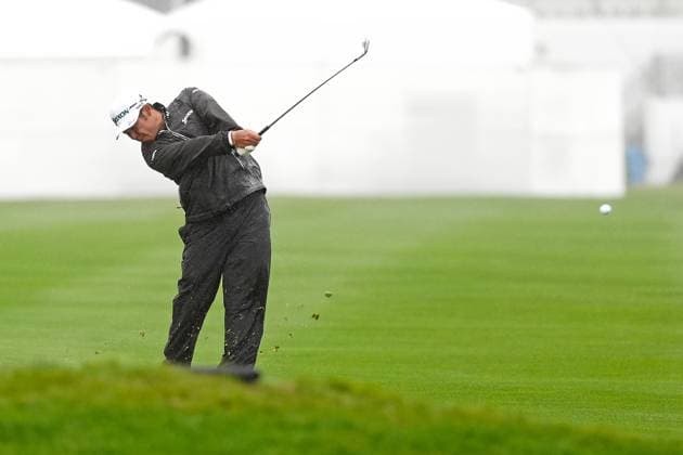 PEBBLE BEACH, CA - FEBRUARY 01: PGA, Golf Herren golfer Hideki Matsuyama plays his second shot on the 18th hole during the third round of the AT&T Pebble Beach Pro AM on February 1, 2025, at Pebble Beach Golf Links in Pebble Beach, California. (Photo by Brian Spurlock Icon Sportswire) GOLF: FEB 01 PGA AT&T Pebble Beach Pro-Am EDITORIAL USE ONLY Icon25020141