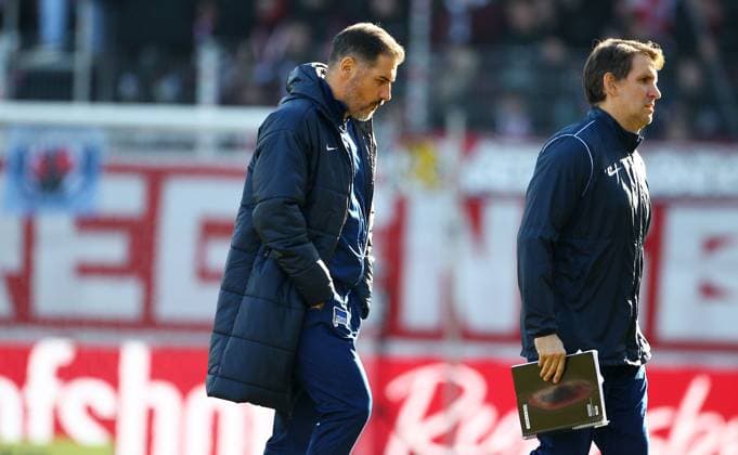 Cristian Fiel Trainer Hertha Berlin - Jaime Monroy , 2.Bundesliga , Jahn Regensburg-Hertha Berlin , Fußball , in den Jahnstadion , Regensburg , Bayern , Deutschland . Februar 01, 2025 . Photo by: Davide Elias Ipa Photo Pressefoto DENL Copyright: xDavidexEliasx
