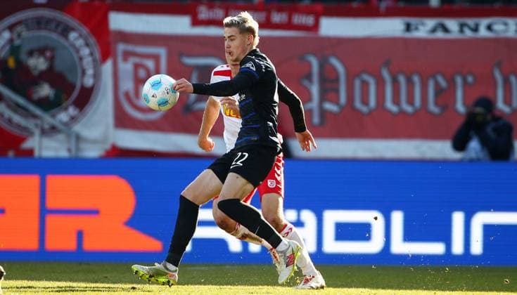 Marten Winkler , 2.Bundesliga , Jahn Regensburg-Hertha Berlin , Fußball , in den Jahnstadion , Regensburg , Bayern , Deutschland . Februar 01, 2025 . Photo by: Davide Elias Ipa Photo Pressefoto DENL Copyright: xDavidexEliasx