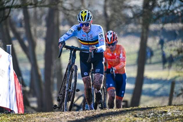 2025 UCI Cyclo-Cross WC - Men Junior LIEVIN, FRANCE - FEBRUARY 02 : Vanden Eynde Mats (BEL) in action during the 2025 UCI Cyclo-Cross World Championships for Men Junior on February 02, 2025 in Lievin, France, 02 02 2025 Lievin France  Copyright: xNicoxVereeckenx
