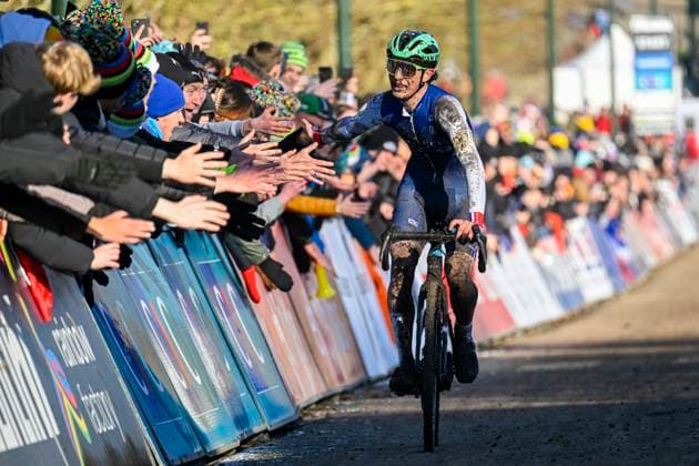 2025 UCI Cyclo-Cross WC - Men Junior LIEVIN, FRANCE - FEBRUARY 02 : Bruyere Joumard Soren (FRA) at the finish line during the 2025 UCI Cyclo-Cross World Championships for Men Junior on February 02, 2025 in Lievin, France, 02 02 2025 Lievin France  Copyright: xNicoxVereeckenx