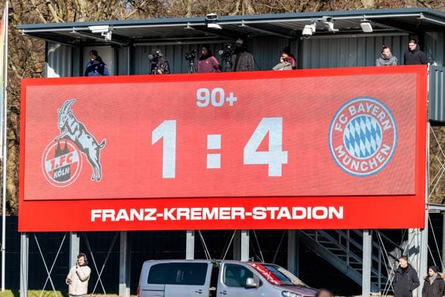 A-Junioren Bundesliga U19 Hauptrunde: 1. FC Köln U19 - FC Bayern München U19; 02.02.2025 Ende in Köln - 1:4 A-Junioren Bundesliga U19 DFB Nachwuchsliga - Hauptrunde Liga A Gruppe A 24 25: 1. FC Köln U19 - FC Bayern München U19, Köln, Franz-Kremer-Stadion DFB REGULATIONS PROHIBIT ANY USE OF PHOTOGRAPHS AS IMAGE SEQUENCES AND OR QUASI-VIDEO.