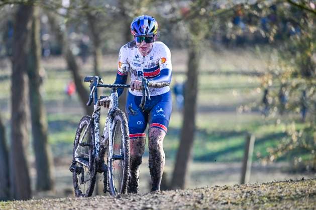 2025 UCI Cyclo-Cross WC - Women Under 23 LIEVIN, FRANCE - FEBRUARY 02 : Backstedt Zoe (GBR) in action during the 2025 UCI Cyclo-Cross World Championships for Women Under 23 on February 02, 2025 in Lievin, France, 02 02 2025 Lievin France  Copyright: xNicoxVereeckenx