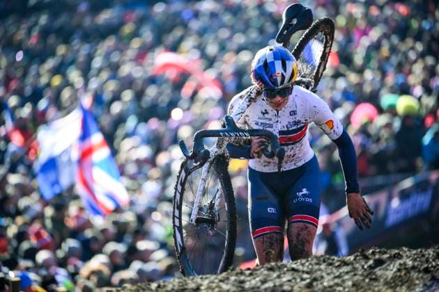 2025 UCI Cyclo-Cross WC - Women Under 23 LIEVIN, FRANCE - FEBRUARY 02 : Backstedt Zoe (GBR) in action during the 2025 UCI Cyclo-Cross World Championships for Women Under 23 on February 02, 2025 in Lievin, France, 02 02 2025 Lievin France  Copyright: xTsix