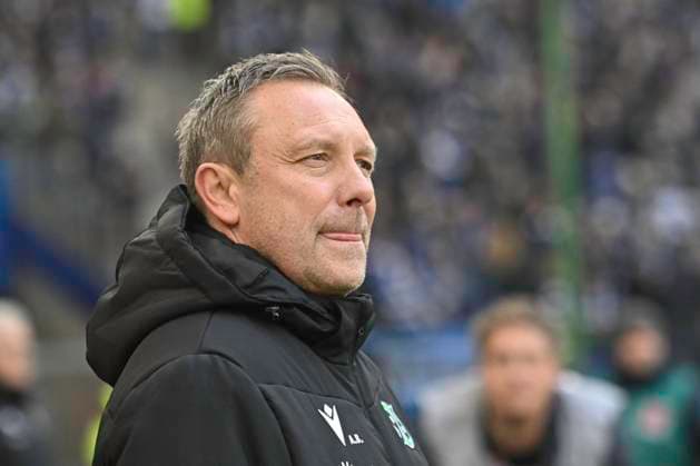 GER; 2. FBL,, Hamburger SV vs Hannover 96 02.02.2025, Volksparkstadion, Hamburg, GER; 2. FBL, Hamburger SV vs Hannover 96 im Bild Trainer Andre Breitenreiter (Hannover)