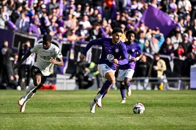 FOOTBALL : Toulouse vs Nice - 20eme Journee de Ligue 1 McDonald S - Toulouse - 02 02 2025 Zakaria Aboukhlal (tfc) Toulouse  Copyright: xThierryxBretonx