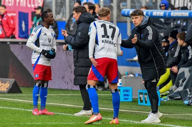 Trainer Merlin Polzin Jean-Luc Dompe Adam Karabec Co - Trainer Loic Fave ( HSV ) Deutschland , Hamburg , Volksparkstadion , Fussball , 2 . Bundesliga , Hamburger SV - Hannover 96