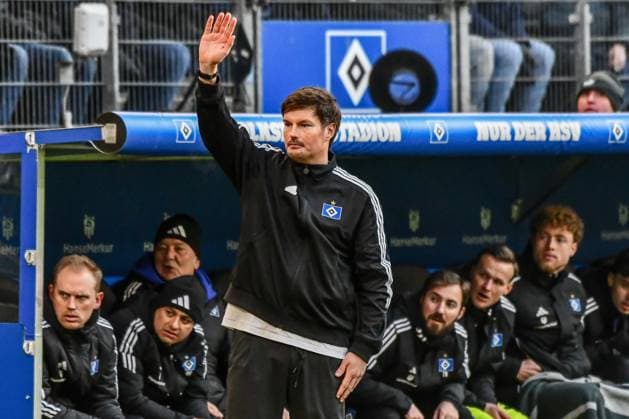 Trainer Merlin Polzin ( HSV ) Deutschland , Hamburg , Volksparkstadion , Fussball , 2 . Bundesliga , Hamburger SV - Hannover 96