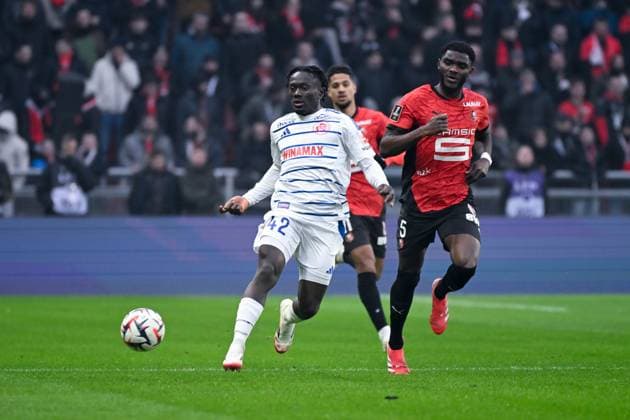 FOOTBALL : Rennes vs Strasbourg - Ligue 1 - 02 02 2025 Abdoul Ouattara ( 42 - Strasbourg ) during the Ligue 1 match between Stade Rennais FC and Racing Club de Strasbourg at Roazhon Park on February 02, 2025 in Rennes, France. ( Photo by Dante Badano PsnewZ ) - RennesFrance  Copyright: xDantexBadanox