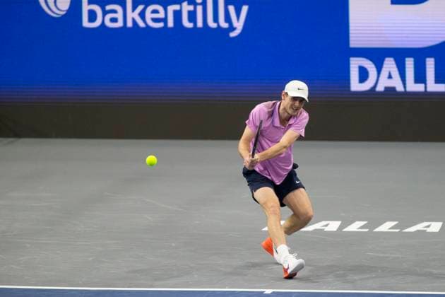 February 2, 2025, Frisco, Texas, USA: JACK PENNINGTON JONES (GBR) returns with a back hand during round 2 of the qualifiers at the Dallas Open at the Star in Frisco, TX. CHRIS EUBANKS (USA) defeated JACK PINNINGTON JONES (GBR), 12-4. Frisco USA - ZUMAh193 20250202_zsp_h193_005 Copyright: xDanielxMcGregor-Huyerx