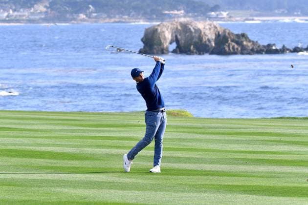 February 2, 2025, Pebble Beach, Ca, USA: Rory McIlroy is seen on the 18th hole fairway after the final round of the AT&T Pebble Beach Pro-Am 2025 at Pebble Beach Golf Links on February 02, 2025 in Pebble Beach, California. Northern Ireland s Rory McIlroy marked his first PGA, Golf Herren Tour event of the year with an impressive two-shot victory at the Pebble Beach Pro-Am. The 35-year-old finished with a six-under 66 to win on 21 under par, his 27th victory on the PGA Tour - and first at the iconic California course. Photo: Casey Flanigan imageSPACE Pebble Beach USA - ZUMAi237 20250202_zsa_i237_045 Copyright: xFlanigan Imagespacex