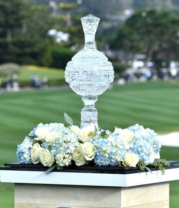 February 2, 2025, Pebble Beach, Ca, USA: A general view of the trophy during the final round of the AT&T Pebble Beach Pro-Am 2025 at Pebble Beach Golf Links on February 02, 2025 in Pebble Beach, California. Photo: Casey Flanigan imageSPACE Pebble Beach USA - ZUMAi237 20250202_zsa_i237_078 Copyright: xFlanigan Imagespacex