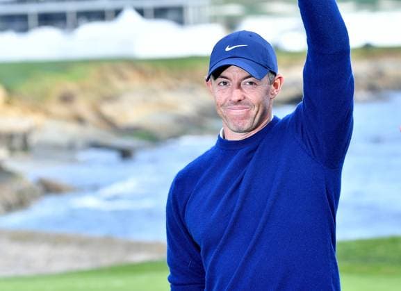 February 2, 2025, Pebble Beach, Ca, USA: Rory McIlroy is seen on the green of hole 18 after winning the Pro-Am on the final round of the AT&T Pebble Beach Pro-Am 2025 at Pebble Beach Golf Links on February 02, 2025 in Pebble Beach, California. Photo: Casey Flanigan imageSPACE Pebble Beach USA - ZUMAi237 20250202_zsa_i237_084 Copyright: xFlanigan Imagespacex
