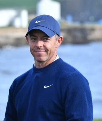 February 2, 2025, Pebble Beach, Ca, USA: Rory McIlroy is seen on the green of hole 18 after winning the Pro-Am on the final round of the AT&T Pebble Beach Pro-Am 2025 at Pebble Beach Golf Links on February 02, 2025 in Pebble Beach, California. Photo: Casey Flanigan imageSPACE Pebble Beach USA - ZUMAi237 20250202_zsa_i237_094 Copyright: xFlanigan Imagespacex