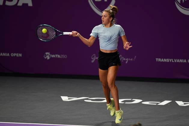 Transylvania Open - Victoriya Tomova v Mayar Sherif Jacqueline Cristian and Angelica Moratelli of Italy in action against Sabrina Sanataria of United States and Monica Niculescu of Romania during the WTA, Tennis Damen Tour Transylvania Open double match, in Cluj Napoca, Monday 03 February 2025. Alex Nicodim Imago Images Copyright: xAlexxNicodimx