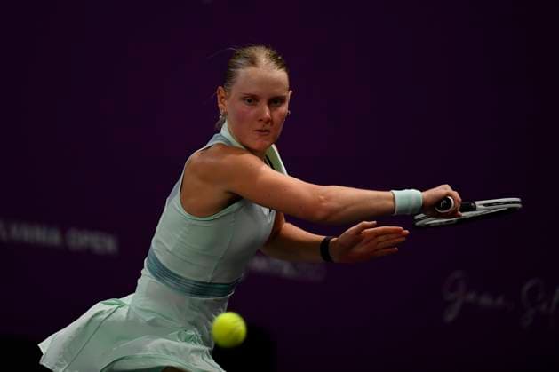 Transylvania Open - Victoriya Tomova v Mayar Sherif Anna Bondar of Hungary in action against Suzan Lamens of Netherlands during the WTA, Tennis Damen Tour Transylvania Open single match, in Cluj Napoca, Monday 03 February 2025. Alex Nicodim Imago Images Copyright: xAlexxNicodimx