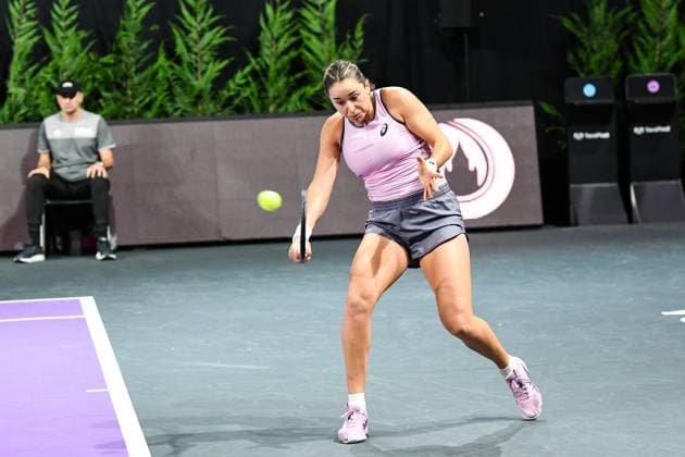 Transylvania Open 2025 - WTA, Tennis Damen 250 Tournament - Day 1 Caroline Dolehide competes during the Round of 32 for the Transylvania Open WTA 250 in BT Arena, Cluj-Napoca, on February 3, 2025 Cluj-Napoca Romania  Copyright: xFlaviuxBuboix originalFilename:buboi-notitle250203_np2AI.jpg