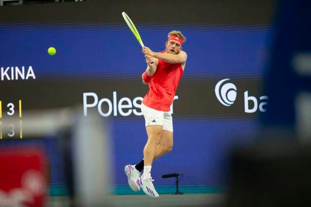 February 3, 2025, Frisco, Texas, USA: ALEJANDR DAVIDVICH FOKINA (ESP) returns with a backhand in a singles match during day three of the 2025 Dallas Open at the Star in Frisco, TX. Davidovich Fokina defeated Holt, 6:1, 7:5. Frisco USA - ZUMAh193 20250203_zsp_h193_029 Copyright: xDanielxMcGregor-Huyerx
