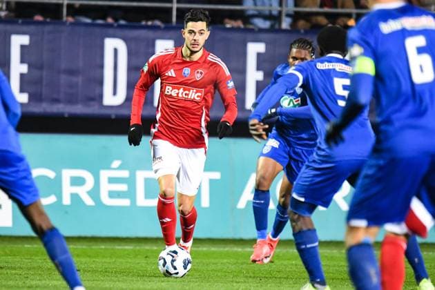 Fußball, Coupe de France, ESTAC Troyes - Stade Brestois FOOTBALL : ESTAC Troyes vs Stade Brestois - Coupe de France - 8e de Finale - 04 02 2025 Romain Faivre (Stade Brestois) TroyesFrance  Copyright: xBaptistexAutissierx