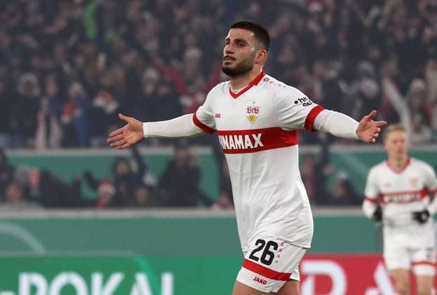Sport Themen der Woche KW06 Sport Bilder des Tages 04.02.2025, xmohx, Fussball DFB Pokal 1 4 Finale, VfB Stuttgart - FC Augsburg v.l. Deniz Undav (VfB Stuttgart) celebrate the goal, Der Torjubel zum 1:0 (DFL DFB REGULATIONS PROHIBIT ANY USE OF PHOTOGRAPHS as IMAGE SEQUENCES and or QUASI-VIDEO) Stuttgart *** 04 02 2025, xmohx, Fußball DFB Pokal 1 4 Finale, VfB Stuttgart FC Augsburg v l Deniz Undav VfB Stuttgart celebrate the goal, Der Torjubel zum 1 0 DFL DFB REGULATIONS PROHIBIT ANY USE OF PHOTOGRAPHS as IMAGE SEQUENCES and or QUASI VIDEO Stuttgart