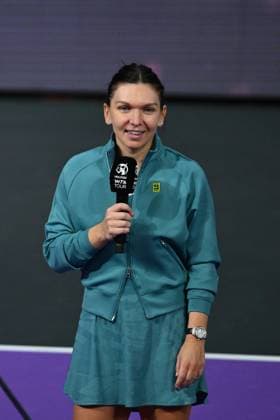 Simona Halep - Lucia Bronzetti, Transylvania Open 2025 Simona Halep of Romania competes against Lucia Bronzetti of Italy during the WTA, Tennis Damen Tour Transylvania Open singles match in Cluj Napoca, Romania, on February 4, 2025. Cluj-Napoca Romania  Copyright: xAlexxNicodimx originalFilename:nicodim-clujnapo250204_npitc.jpg