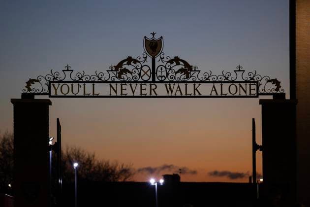Sport Themen der Woche KW06 Sport Bilder des Tages Football - Carabao Cup - Semi Final (2nd Leg) - Liverpool v Tottenham Hotspur 6th February 2025 - Carabao Cup - Semi Final (2nd Leg) - Liverpool v Tottenham Hotspur - A general view of the Shankly Gates at sunset - Photo: Simon Stacpoole Offside. Liverpool UK *** Fußball Carabao Cup Halbfinale 2. Spiel Liverpool v Tottenham Hotspur 6. Februar 2025 Carabao Cup Halbfinale 2. Spiel Liverpool v Tottenham Hotspur Eine allgemeine Ansicht der Shankly Gates bei Sonnenuntergang Foto Simon Stacpoole Offside Liverpool UK  Copyright: xSimonxStacpoolexOffside