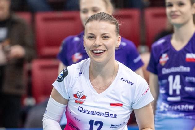 Aleksandra Szczyglowska (KS DevelopRes Rzeszow, 12) GER, Allianz MTV Stuttgart vs. KS DevelopRes Rzeszow, Volleyball, CEV Volleyball Champions League, Volleyball CL, VCL, Finalrunde, Achtelfinale, Spielzeit 2024 2025, 06.02.2025 GER, Allianz MTV Stuttgart vs. KS DevelopRes Rzeszow, Volleyball, CEV Volleyball Champions League, Volleyball CL, VCL, Finalrunde, Achtelfinale, Spielzeit 2024 2025, 06.02.2025 Stuttgart Copyright: xSandyxDinkelackerx EP_SDR