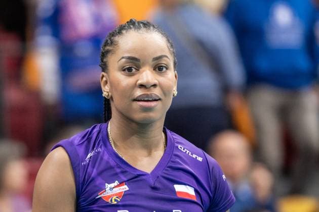 Elizabeth Vicet (KS DevelopRes Rzeszow, 19) GER, Allianz MTV Stuttgart vs. KS DevelopRes Rzeszow, Volleyball, CEV Volleyball Champions League, Volleyball CL, VCL, Finalrunde, Achtelfinale, Spielzeit 2024 2025, 06.02.2025 GER, Allianz MTV Stuttgart vs. KS DevelopRes Rzeszow, Volleyball, CEV Volleyball Champions League, Volleyball CL, VCL, Finalrunde, Achtelfinale, Spielzeit 2024 2025, 06.02.2025 Stuttgart Copyright: xSandyxDinkelackerx EP_SDR