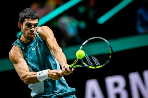 2025-02-06 ABN AMRO Open 2025 ROTTERDAM, NETHERLANDS - FEBRUARY 6: Carlos Alcaraz of Spain competing in the Men s Singles during the ABN AMRO Open 2025 at Rotterdam Ahoy on February 6, 2025 in Rotterdam, Netherlands. Rotterdam Rotterdam Ahoy Netherlands Content not available for redistribution in The Netherlands directly or indirectly through any third parties. Copyright: xJanxKokx