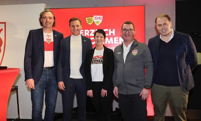 Stuttgart , VfB Stuttgart Dunkelroter Tisch Spezial , Vorstellung der Kandidaten für das Präsidium , von links: Michael reichl Andreas Grupp Bernadette Martini Dr. Bertram Sugg Stefan Jung