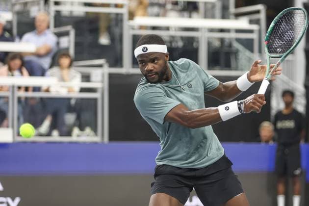 FRISCO, TX - FEBRUARY 06: Frances Tiafoe (USA) hits a backhand during the second round of the Dallas Open on February 2, 2025, at Ford Center at The Star in Frisco, TX. (Photo by George Walker Icon Sportswire) TENNIS: FEB 06 Dallas Open EDITORIAL USE ONLY Icon250206010
