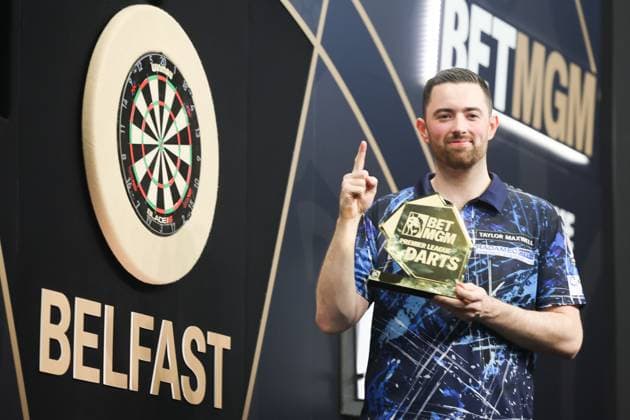 Sport Themen der Woche KW06 Sport Bilder des Tages 2025 BETMGM Premier League Darts at the SSE Arena, Belfast. Final - Chris Dobey Vs Luke Humphries. Luke Humphries wins  Copyright: x INPHO PressEye.com JonathanxPorterx 060225JP3Darts114