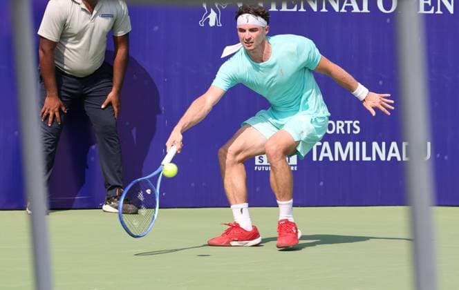 Chennai Open 2025: Billy HARRIS (GBR) vs Timofey SKATOV (KAZ) Billy HARRIS 6-,7-6 Entered Semi Finals Timofey SKATOV (KAZ) In action Chennai SDAT Stadium INDIA Copyright: xSeshadrixSukumarx