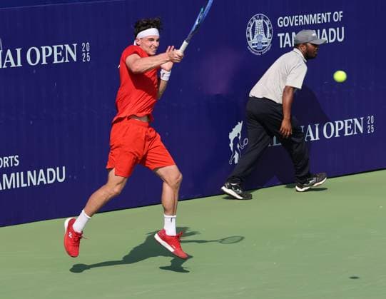 Chennai Open 2025: Billy HARRIS (GBR) vs Timofey SKATOV (KAZ) Billy HARRIS 6-,7-6 Entered Semi Finals Timofey SKATOV (KAZ) In action Chennai SDAT Stadium INDIA Copyright: xSeshadrixSukumarx