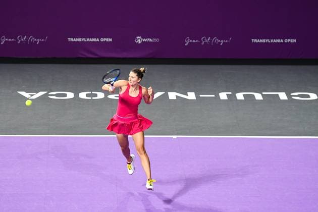 Transylvania Open 2025 - WTA, Tennis Damen 250 Tournament - Day 5 - Quarterfinals Irina-Camelia Begu competes during the quarterfinals of the Transylvania Open 2025, a WTA250 Tournament, at BT Arena in Cluj-Napoca, Romania, on February 7, 2025 Cluj-Napoca Romania  Copyright: xFlaviuxBuboix originalFilename:buboi-notitle250207_npxOP.jpg