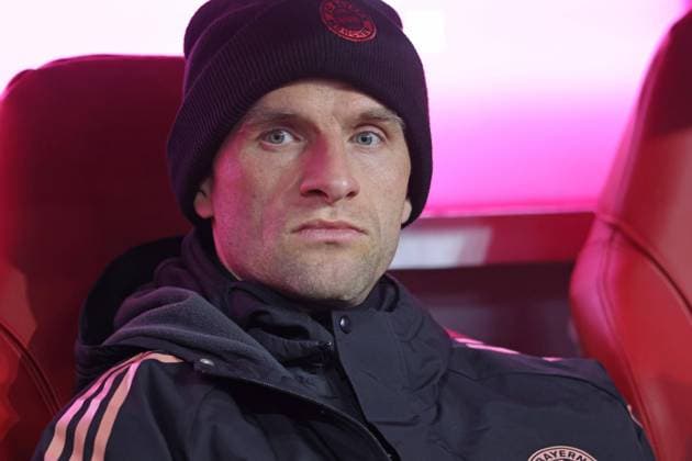 25 Thomas Müller (FCB) Portraet, Portrait, Ersatzspieler, Bank, Ersatzbank, Fussball 1. BL FC Bayern München - SV Werder Bremen 07.02.2025 Allianz Arena FOTO: Mladen Lackovic LakoPress