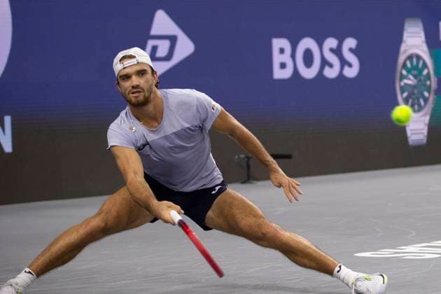 February 7, 2025, Frisco, Texas, USA: TOMAS MACHAC (CZE) returns with a forehand in a singles quarterfinal match against DENIS SHAPOVALOV (CAN) during day seven of the 2025 Dallas Open at the Star in Frisco, TX. DENIS SHAPOVALOV (CAN) defeated TOMAS MACHAC (CZE), 7:6, 6:0. Frisco USA - ZUMAh193 20250207_zsp_h193_083 Copyright: xDanielxMcGregor-Huyerx