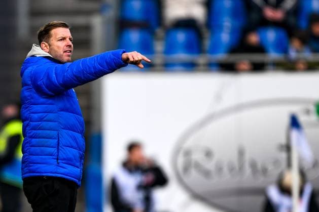 Florian Kohfeldt (SV Darmstadt 98, Trainer) gestikuliert, GER, SV Darmstadt 98 vs. SV Elversberg, Fussball, 2. Bundesliga, 21. Spieltag, Saison 2024 2025, 08.02.2025. DFL REGULATIONS PROHIBIT ANY USE OF PHOTOGRAPHS as IMAGE SEQUENCES and or QUASI-VIDEO. GER, SV Darmstadt 98 vs. SV Elversberg, Fussball, 2. Bundesliga, 21. Spieltag, Saison 2024 2025, 08.02.2025. Darmstadt