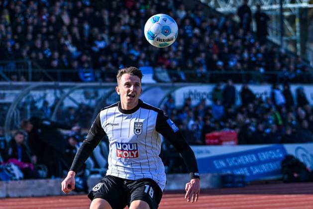GER, 2. BL, SSV Ulm 1846 vs SC Paderborn 08.02.2025, Donaustadion, Ulm, GER, 2. BL, SSV Ulm 1846 vs SC Paderborn, im Bild Lennart Stoll (SSV Ulm, 18)