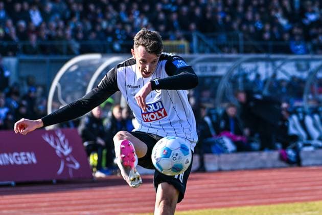 GER, 2. BL, SSV Ulm 1846 vs SC Paderborn 08.02.2025, Donaustadion, Ulm, GER, 2. BL, SSV Ulm 1846 vs SC Paderborn, im Bild Lennart Stoll (SSV Ulm, 18)