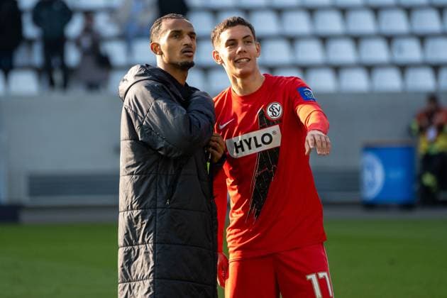 08.02.2025, xhfmx, Fussball 2.Bundesliga, SV Darmstadt 98 - SV Elversberg v.l. Filimon Gerezgiher (SV 07 Elversberg), Frederik Schmahl (SV 07 Elversberg) (DFL DFB REGULATIONS PROHIBIT ANY USE OF PHOTOGRAPHS as IMAGE SEQUENCES and or QUASI-VIDEO) Darmstadt
