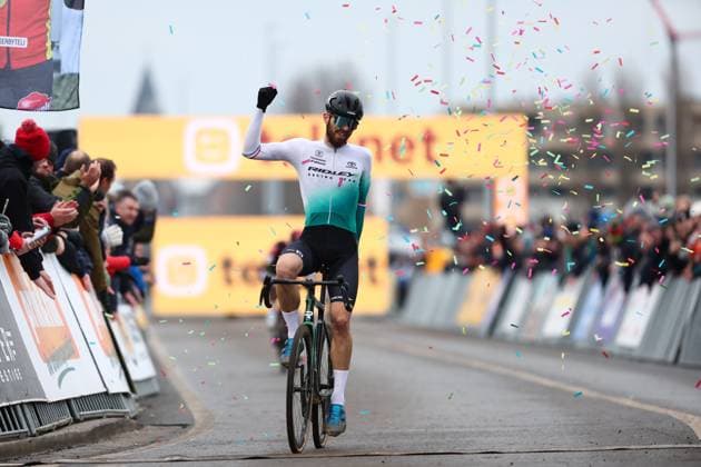Dutch Joris Nieuwenhuis celebrates as he crosses the finish line to win the men elite race of the Noordzeecross cyclocross cycling event in Middelkerke, the eighth and last race of the Superprestige competition on Saturday 08 February 2025. DAVIDxPINTENS  x111990276x