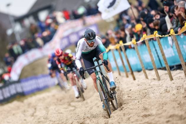 Dutch Joris Nieuwenhuis pictured in action during the men elite race of the Noordzeecross cyclocross cycling event in Middelkerke, the eighth and last race of the Superprestige competition on Saturday 08 February 2025. DAVIDxPINTENS  x111995899x