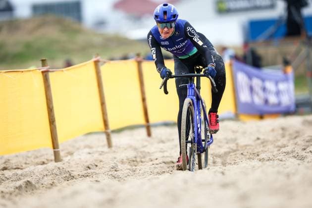 Dutch Lucinda Brand pictured in action during the women elite race of the Noordzeecross cyclocross cycling event in Middelkerke, the eighth and last race of the Superprestige competition on Saturday 08 February 2025. DAVIDxPINTENS  x111998794x